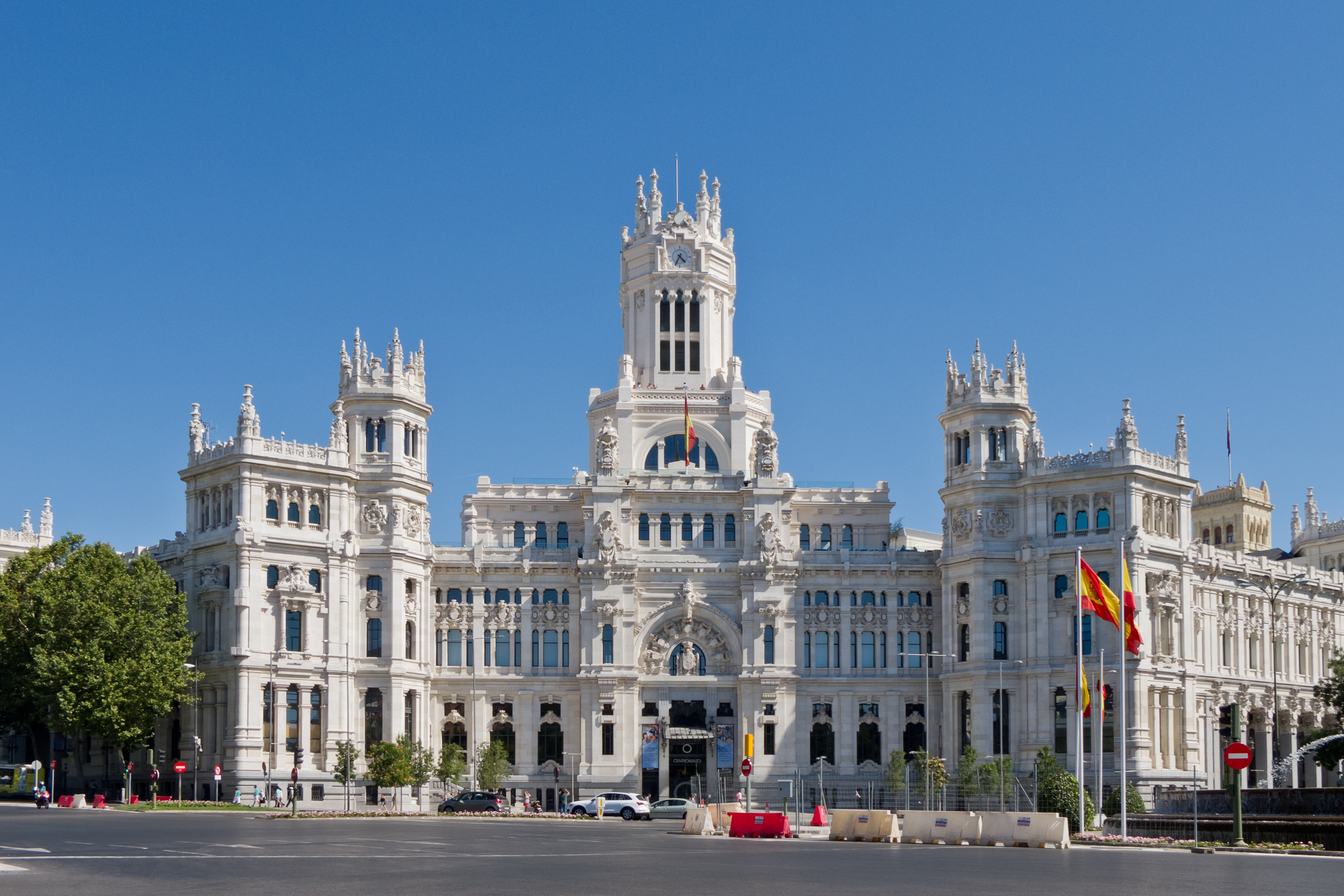 İspanya’nın Büyüleyici Başkenti Madrid Yılbaşı Turu Thy İle 3 Gece 4 Gün 2027