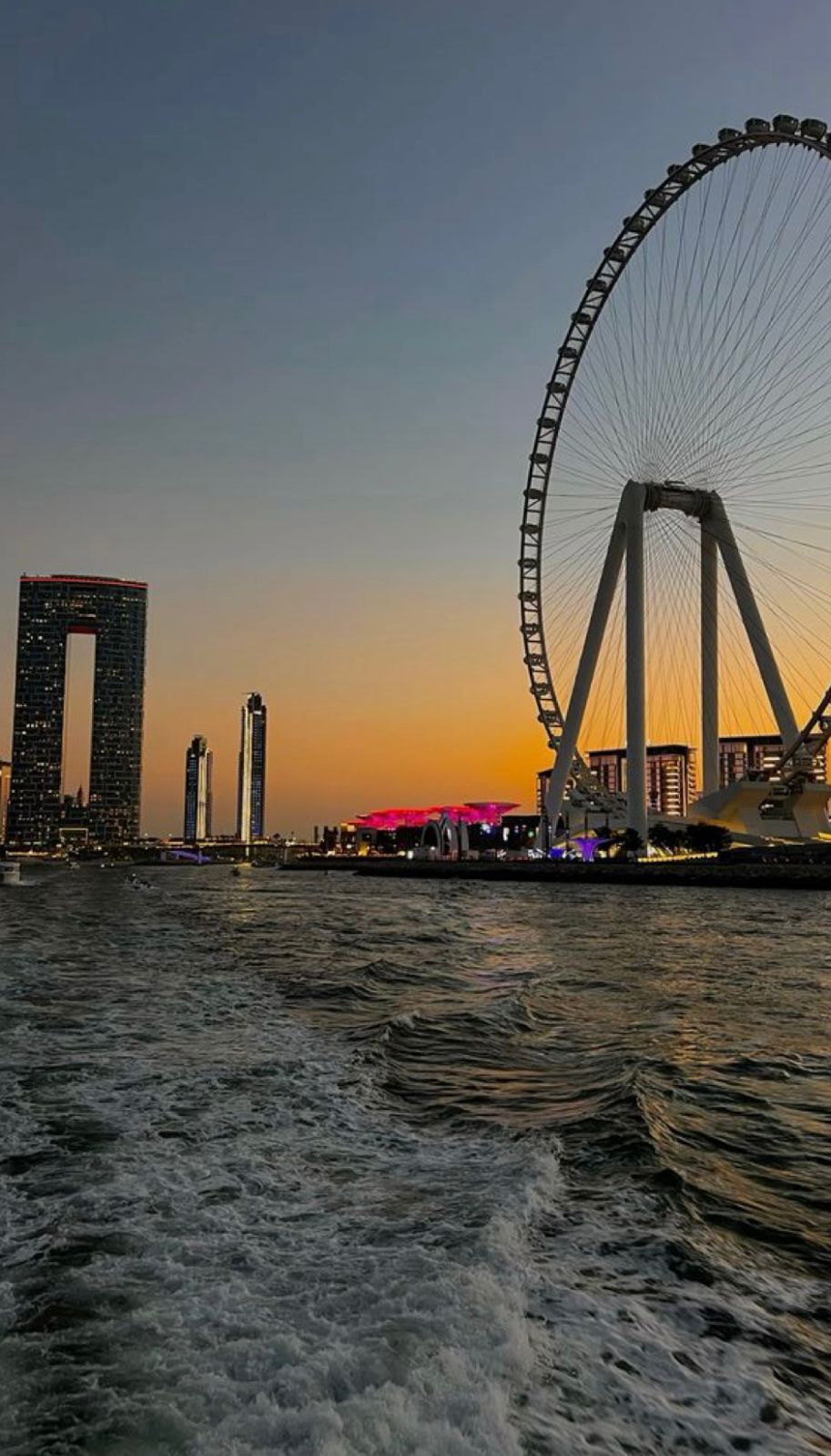 Ekstra Turlar Dahil 5 Kal 4 Öde Dubai Turu Türk Havayolları ile 5 Gece AUH-AUH IS001